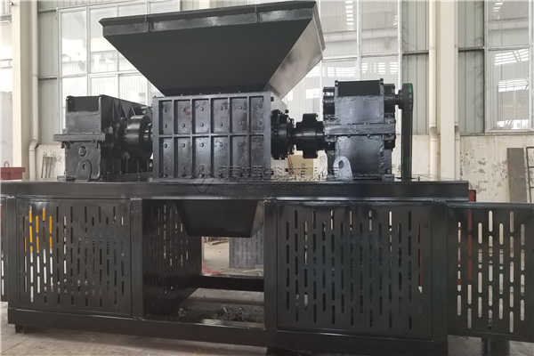 正確的操作撕碎機設(shè)備