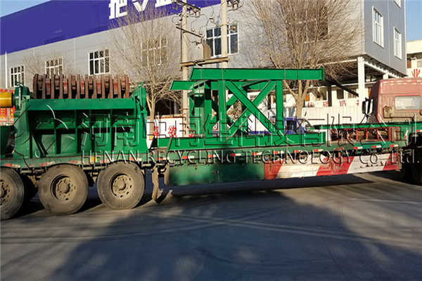 找準位置，撕碎機廠家應(yīng)持續(xù)發(fā)展