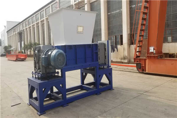 廢舊家電撕碎機實現(xiàn)舊家電回收產業(yè)化和正規(guī)化