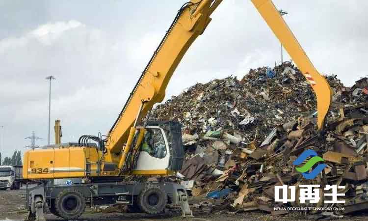 生活垃圾填埋作業(yè)工藝，可分為一體化推壓工藝和挖推壓組合工藝兩種